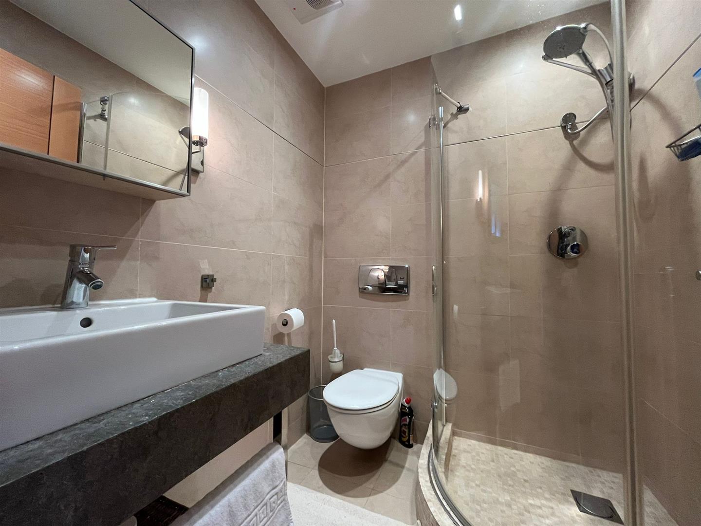 Image of Apartment - 2 Bedrooms - 2 Bathrooms for Rental in Royal Ocean Plaza-Gibraltar, Image 7